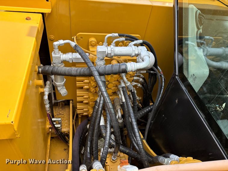 image for item FG0256 2018 Caterpillar 307E2 mini excavator