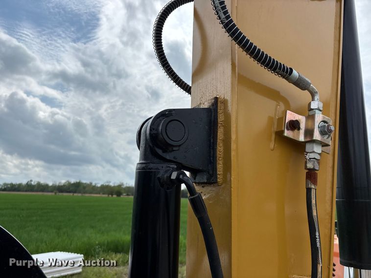 image for item FG0256 2018 Caterpillar 307E2 mini excavator