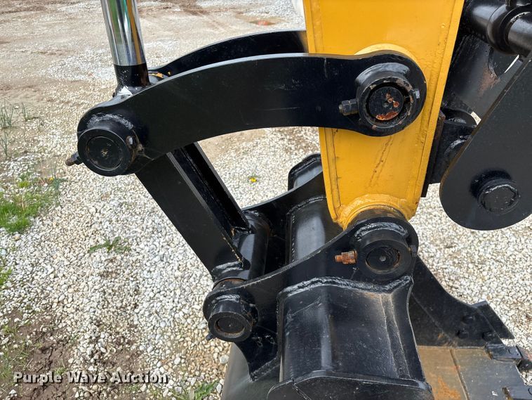 image for item FG0256 2018 Caterpillar 307E2 mini excavator