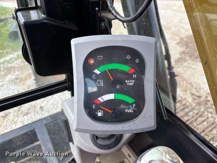 image for item FG0256 2018 Caterpillar 307E2 mini excavator