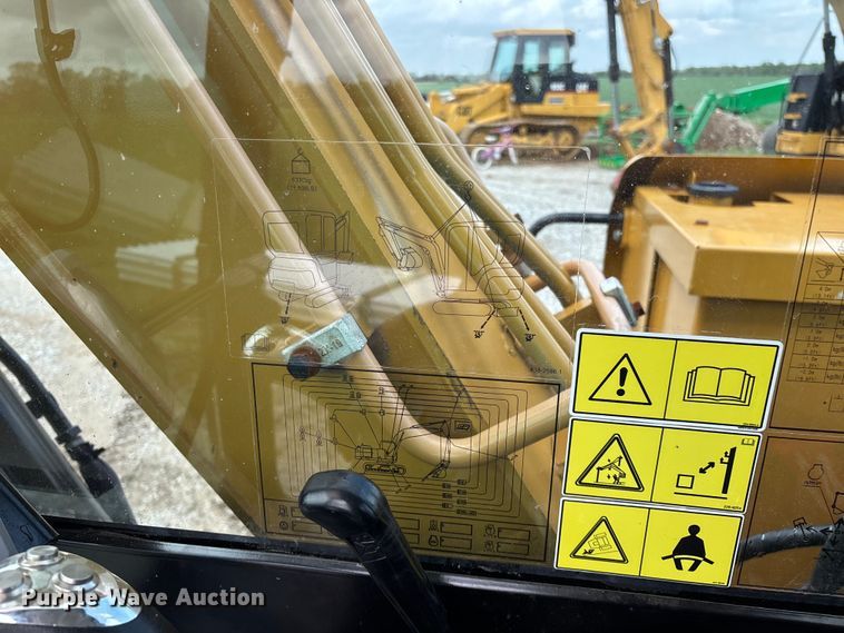 image for item FG0256 2018 Caterpillar 307E2 mini excavator