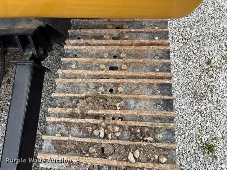 image for item FG0256 2018 Caterpillar 307E2 mini excavator