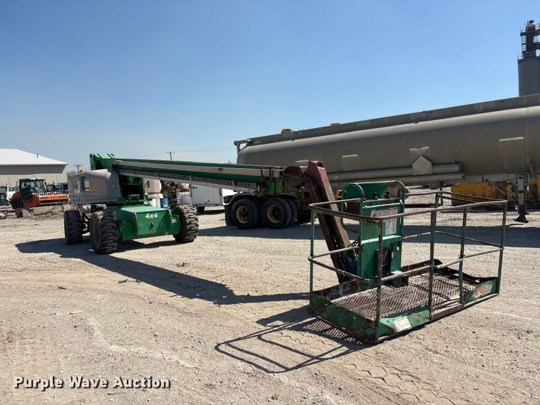 image for item FG2825 2007 Genie S-85 boom lift
