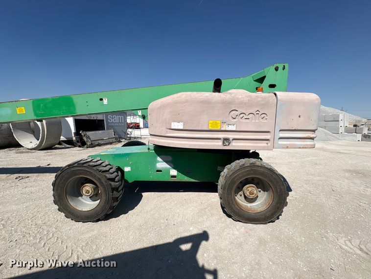 image for item FG2825 2007 Genie S-85 boom lift