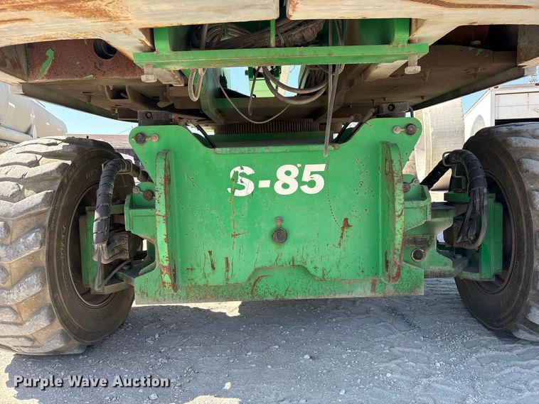 image for item FG2825 2007 Genie S-85 boom lift