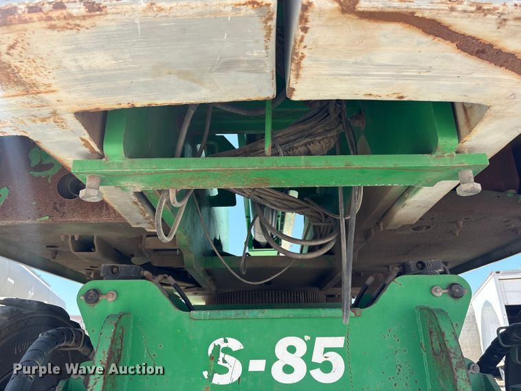image for item FG2825 2007 Genie S-85 boom lift