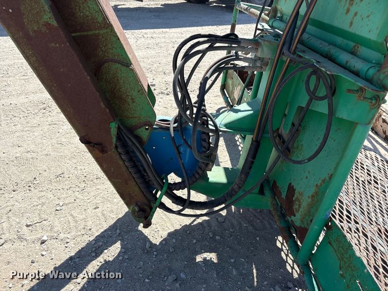 image for item FG2825 2007 Genie S-85 boom lift