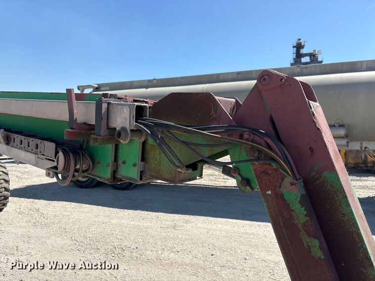 image for item FG2825 2007 Genie S-85 boom lift