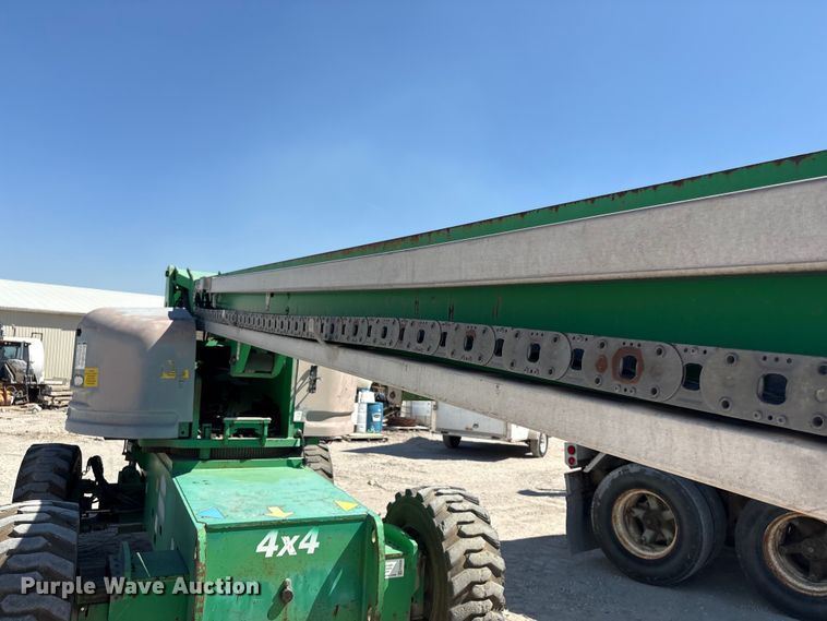 image for item FG2825 2007 Genie S-85 boom lift