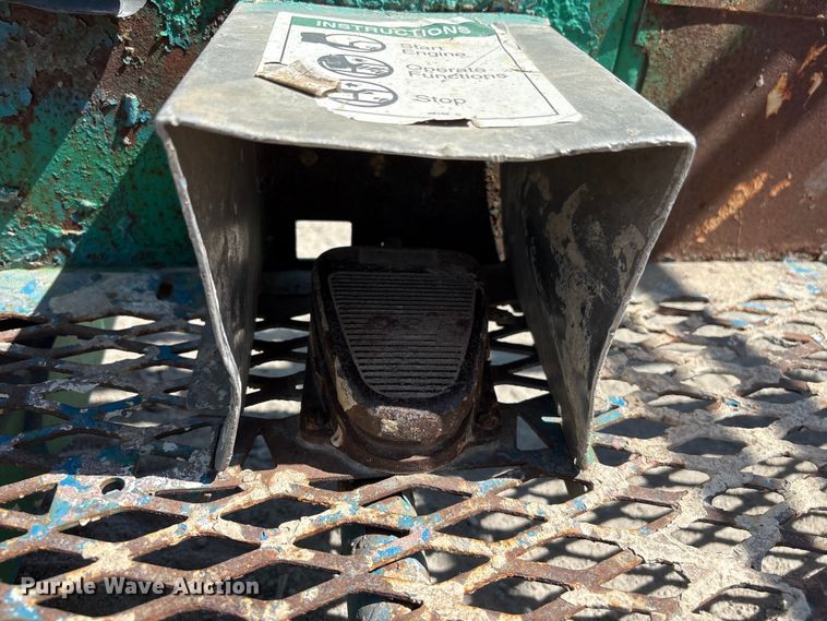 image for item FG2825 2007 Genie S-85 boom lift