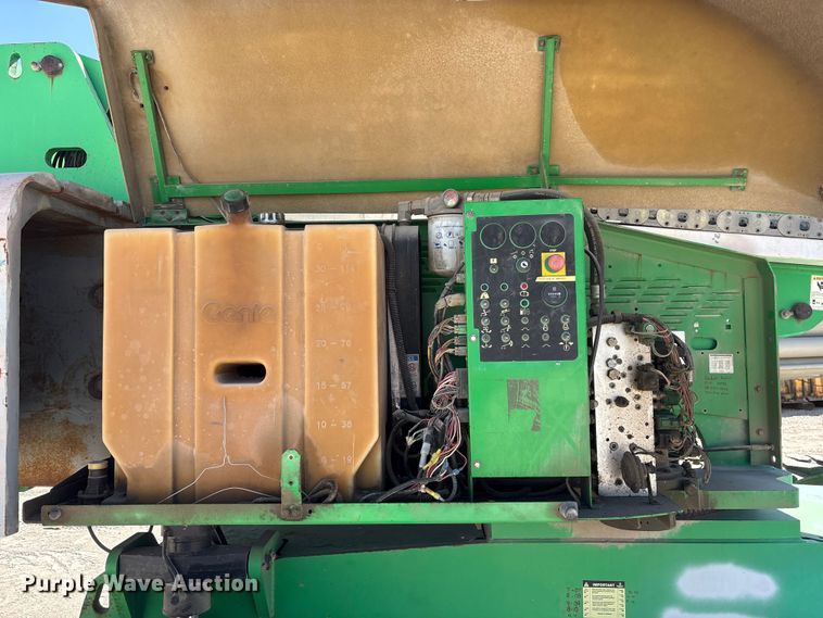 image for item FG2825 2007 Genie S-85 boom lift