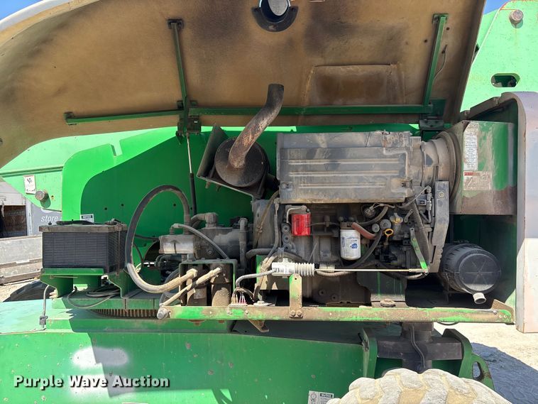 image for item FG2825 2007 Genie S-85 boom lift
