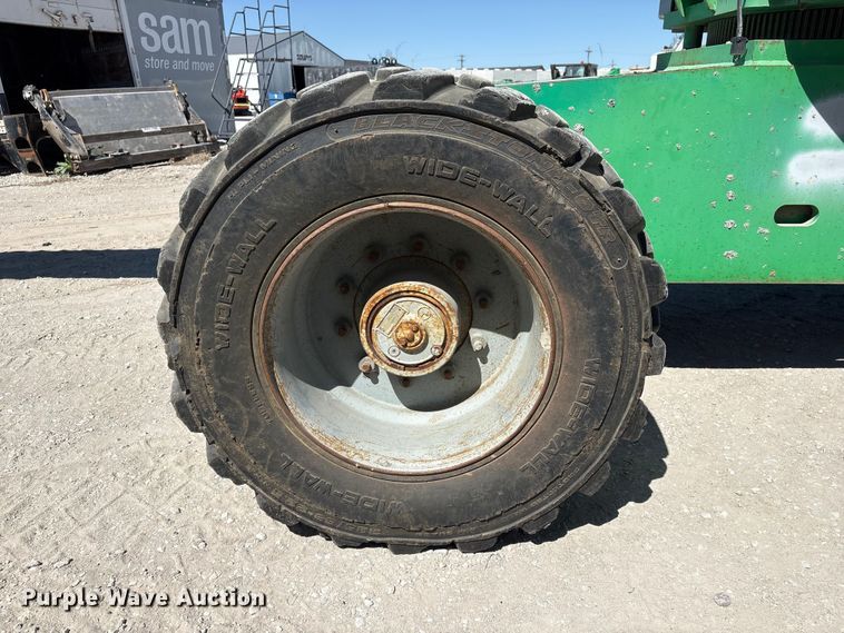 image for item FG2825 2007 Genie S-85 boom lift