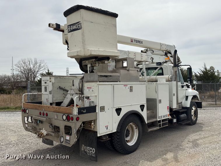 image for item FG2877 2012 International 7400 SBA Bucket truck