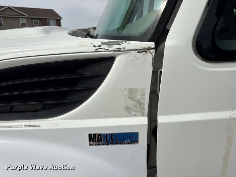 image for item FG2877 2012 International 7400 SBA Bucket truck