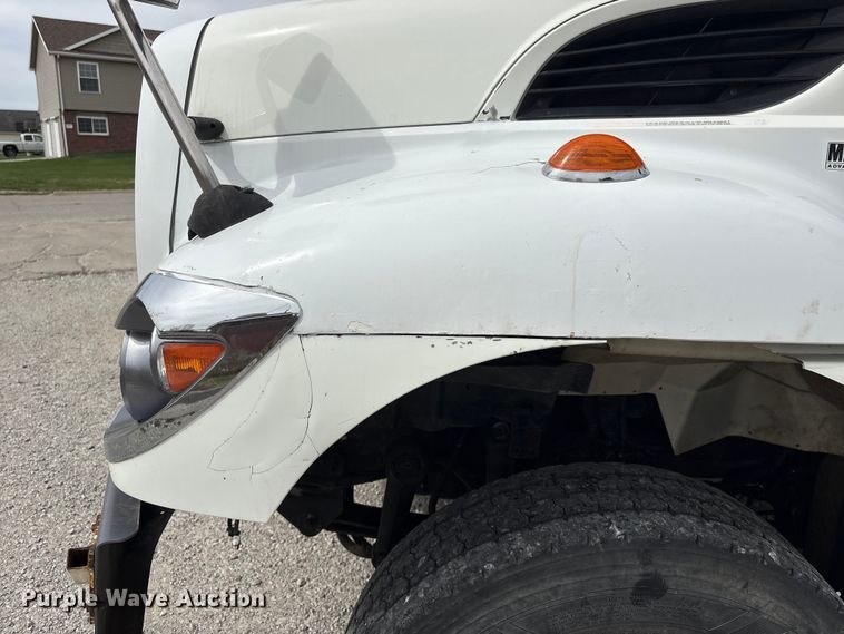 image for item FG2877 2012 International 7400 SBA Bucket truck