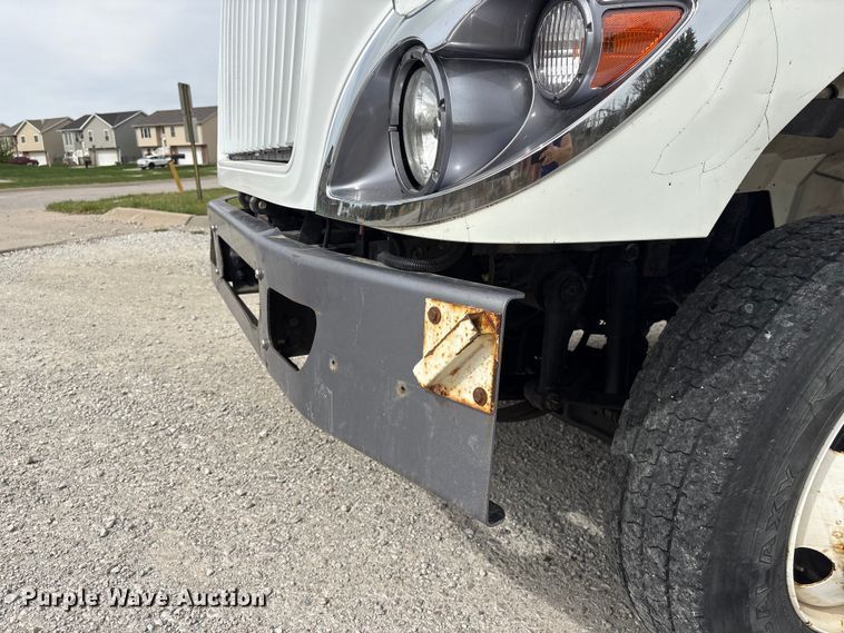 image for item FG2877 2012 International 7400 SBA Bucket truck