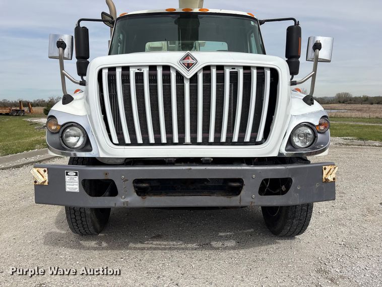 image for item FG2877 2012 International 7400 SBA Bucket truck