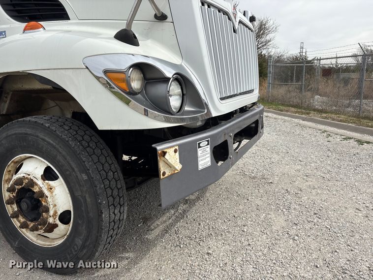 image for item FG2877 2012 International 7400 SBA Bucket truck