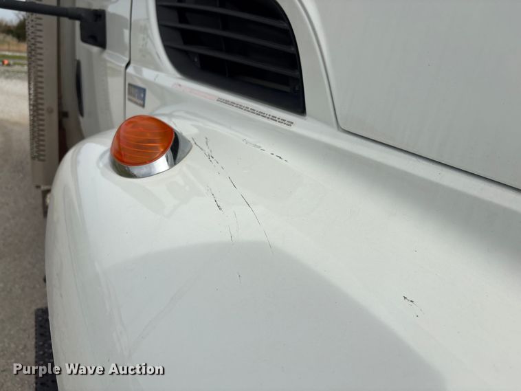 image for item FG2877 2012 International 7400 SBA Bucket truck