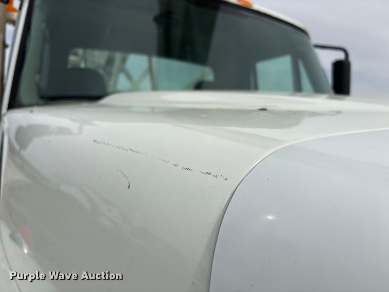 image for item FG2877 2012 International 7400 SBA Bucket truck