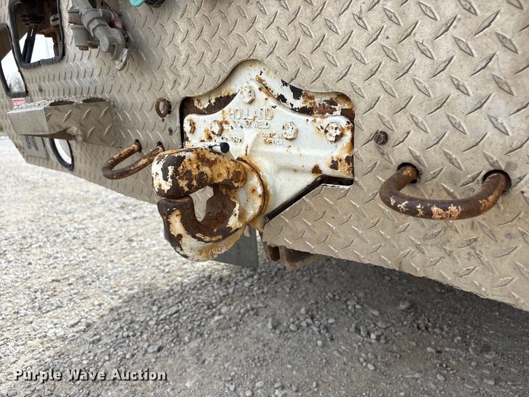 image for item FG2877 2012 International 7400 SBA Bucket truck