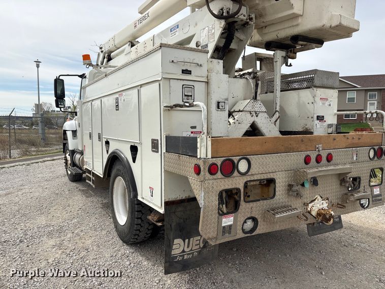 image for item FG2877 2012 International 7400 SBA Bucket truck
