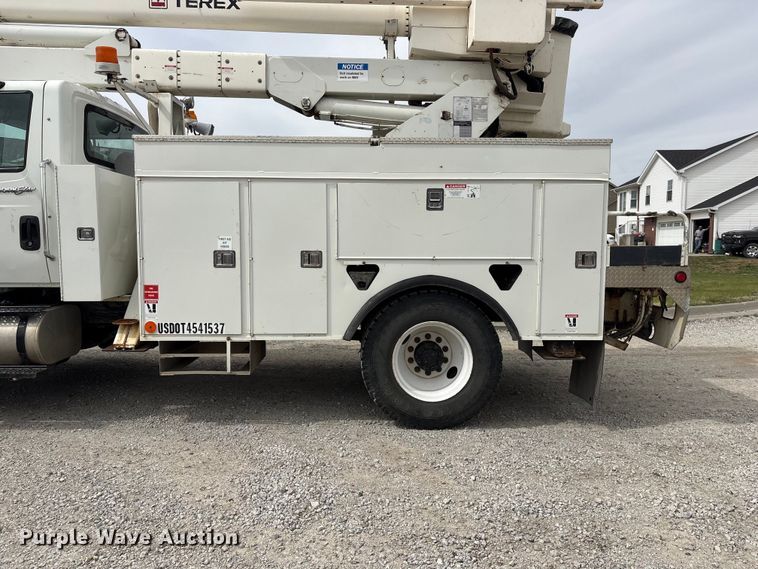 image for item FG2877 2012 International 7400 SBA Bucket truck