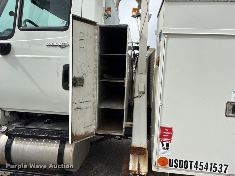 image for item FG2877 2012 International 7400 SBA Bucket truck