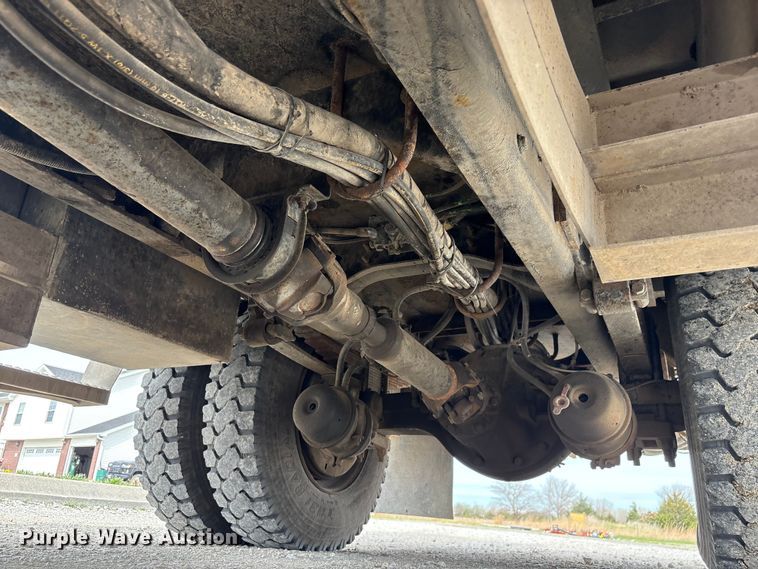 image for item FG2877 2012 International 7400 SBA Bucket truck