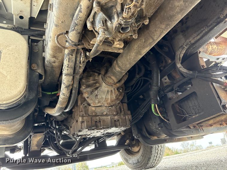 image for item FG2877 2012 International 7400 SBA Bucket truck