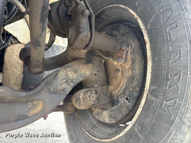 image for item FG2877 2012 International 7400 SBA Bucket truck