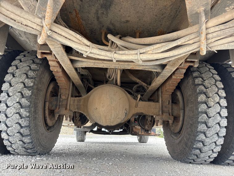 image for item FG2877 2012 International 7400 SBA Bucket truck