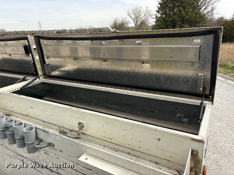 image for item FG2877 2012 International 7400 SBA Bucket truck