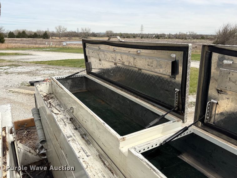 image for item FG2877 2012 International 7400 SBA Bucket truck