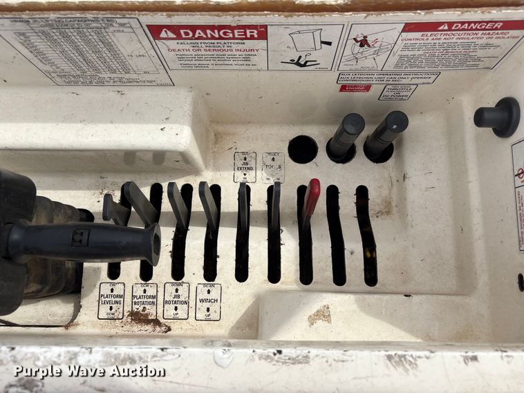 image for item FG2877 2012 International 7400 SBA Bucket truck