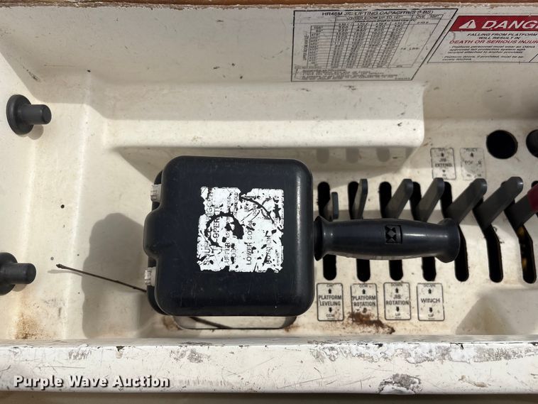 image for item FG2877 2012 International 7400 SBA Bucket truck