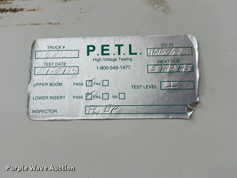 image for item FG2877 2012 International 7400 SBA Bucket truck