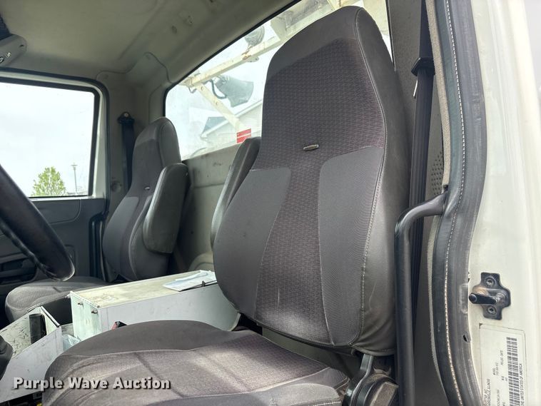 image for item FG2877 2012 International 7400 SBA Bucket truck