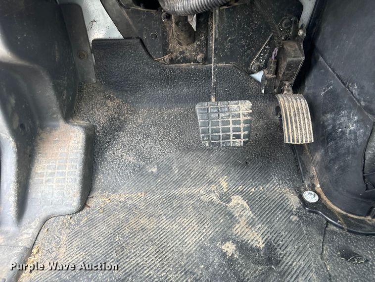 image for item FG2877 2012 International 7400 SBA Bucket truck