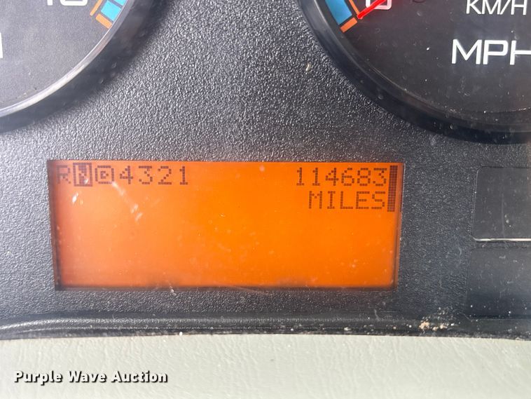 image for item FG2877 2012 International 7400 SBA Bucket truck