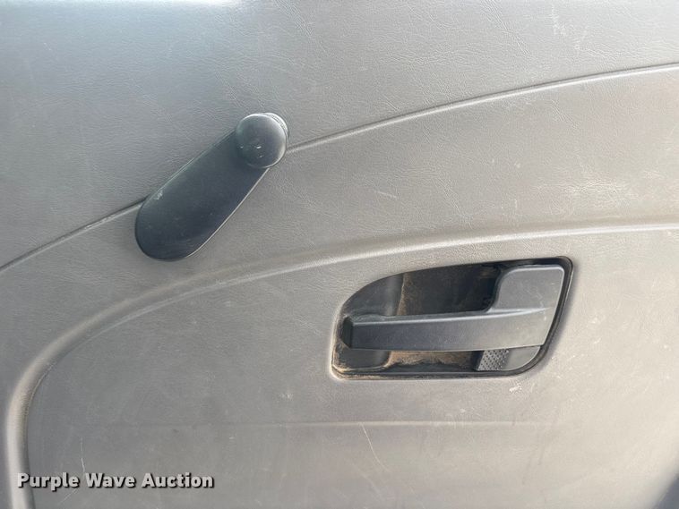 image for item FG2877 2012 International 7400 SBA Bucket truck