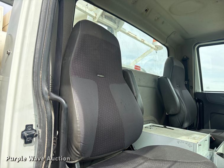 image for item FG2877 2012 International 7400 SBA Bucket truck