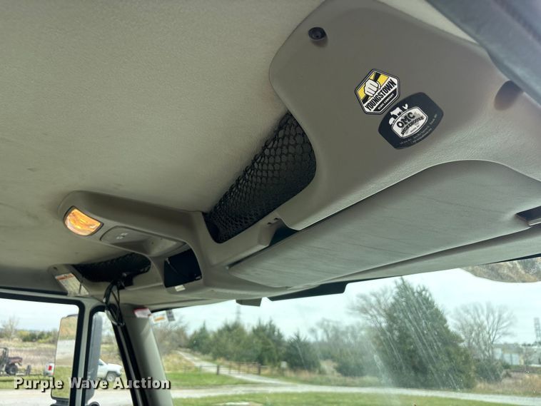 image for item FG2877 2012 International 7400 SBA Bucket truck