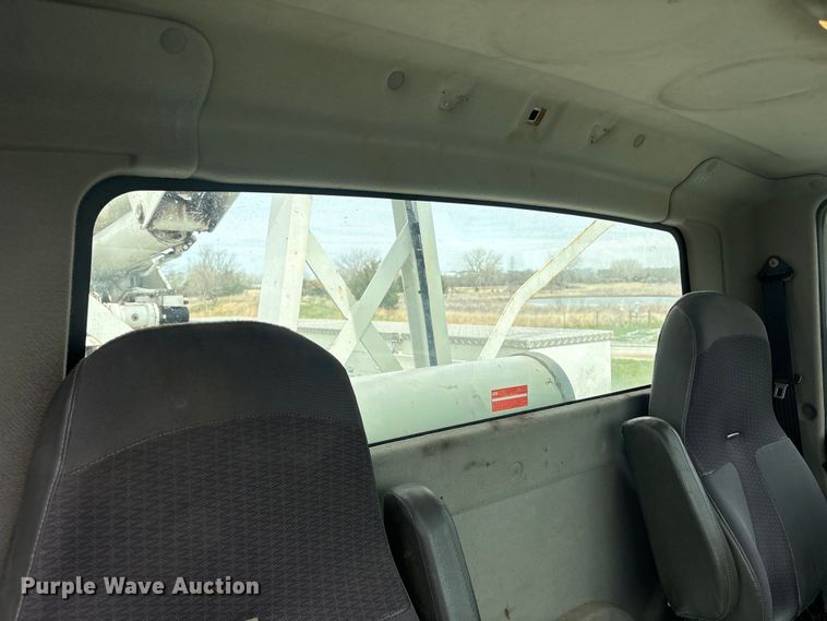 image for item FG2877 2012 International 7400 SBA Bucket truck