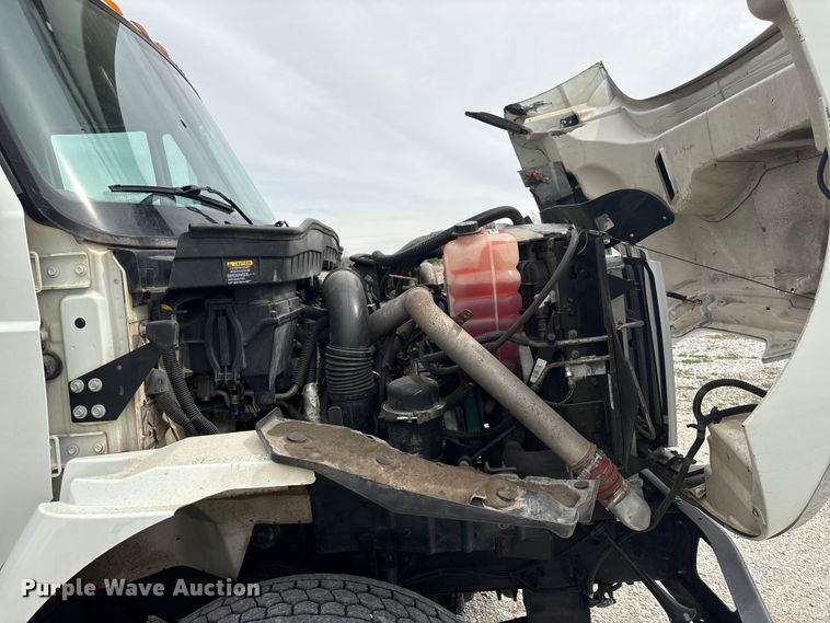 image for item FG2877 2012 International 7400 SBA Bucket truck