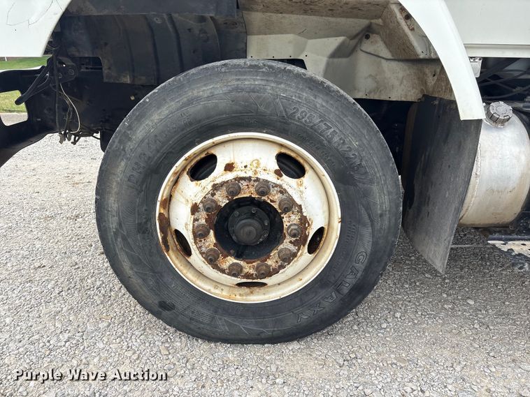 image for item FG2877 2012 International 7400 SBA Bucket truck