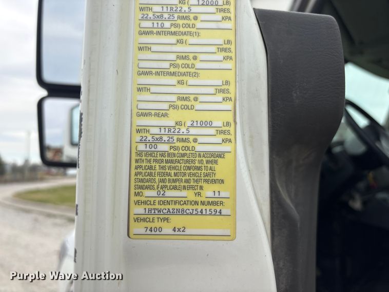 image for item FG2877 2012 International 7400 SBA Bucket truck