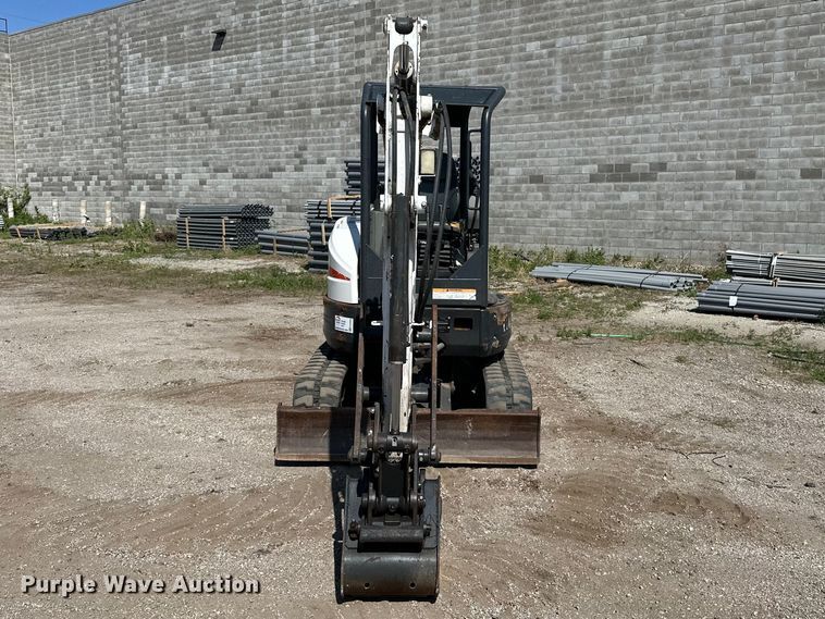 image for item FG2909 2019 Bobcat E26 mini excavator