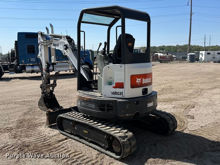 image for item FG2909 2019 Bobcat E26 mini excavator